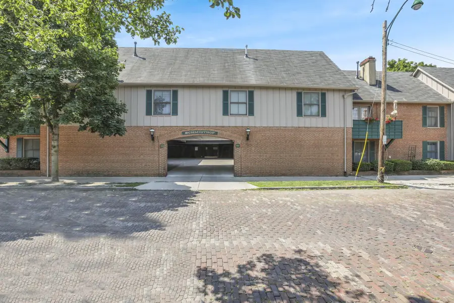 249 E Kossuth Street, Columbus, OH 43206 - #3
