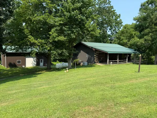 7405 Young Road, Adamsville, OH 43802