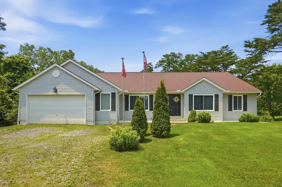 228 Jones Avenue Sw, Pataskala, OH 43062 - #2