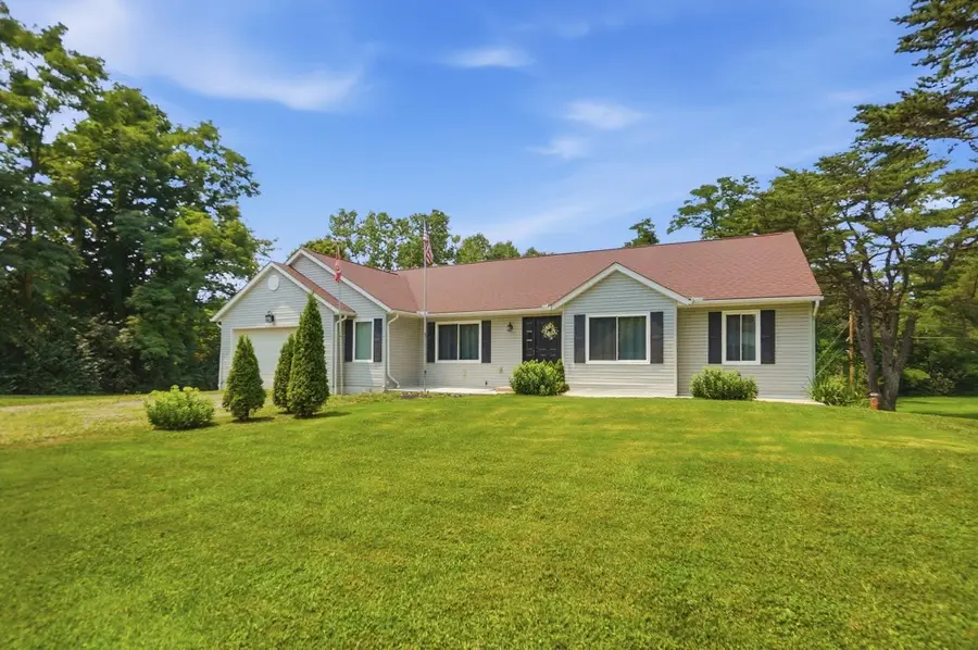228 Jones Avenue Sw, Pataskala, OH 43062 - #3