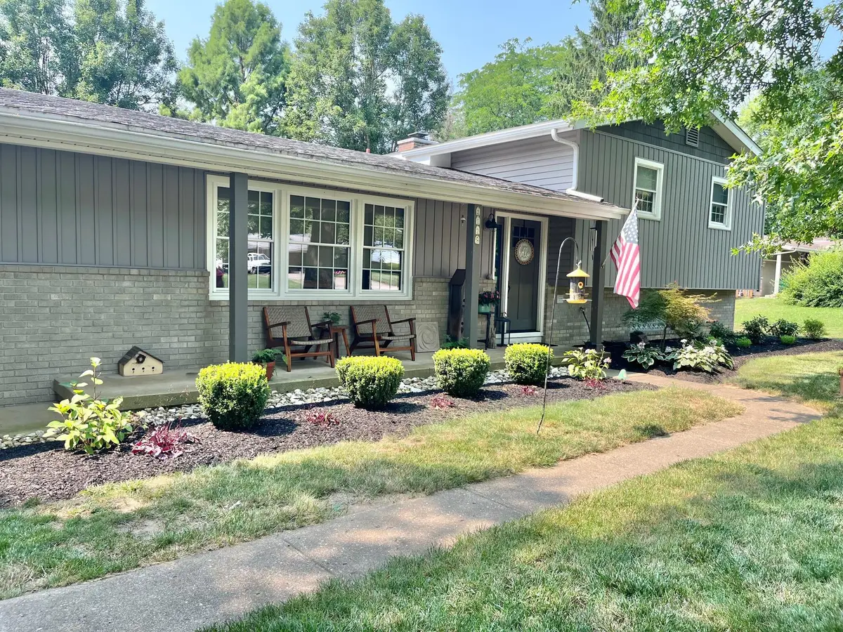 1129 Royal Court Ne, Lancaster, OH 43130 - #1