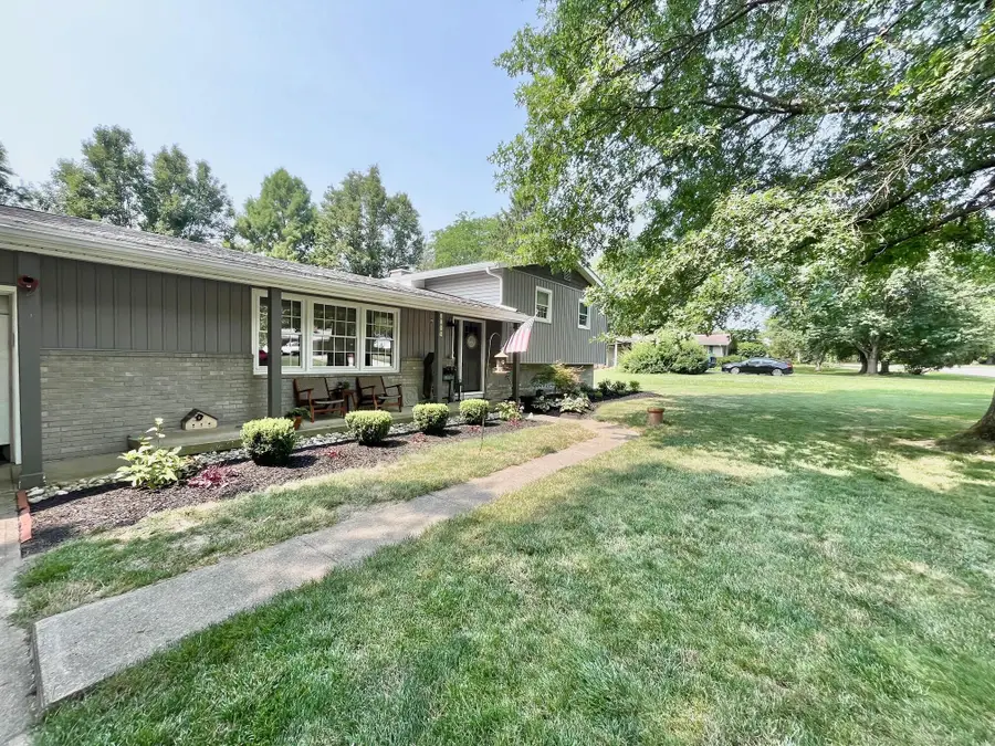 1129 Royal Court Ne, Lancaster, OH 43130 - #2