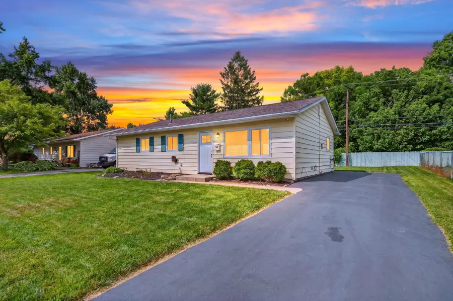 865 Sunview Road, Reynoldsburg, OH 43068 - #2