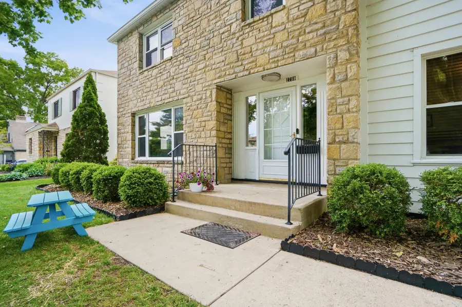 2759 Plymouth Avenue, Bexley, OH 43209 - #3