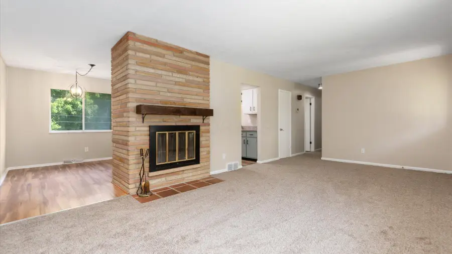 18 Pine Village Drive, Granville, OH 43023 - #3