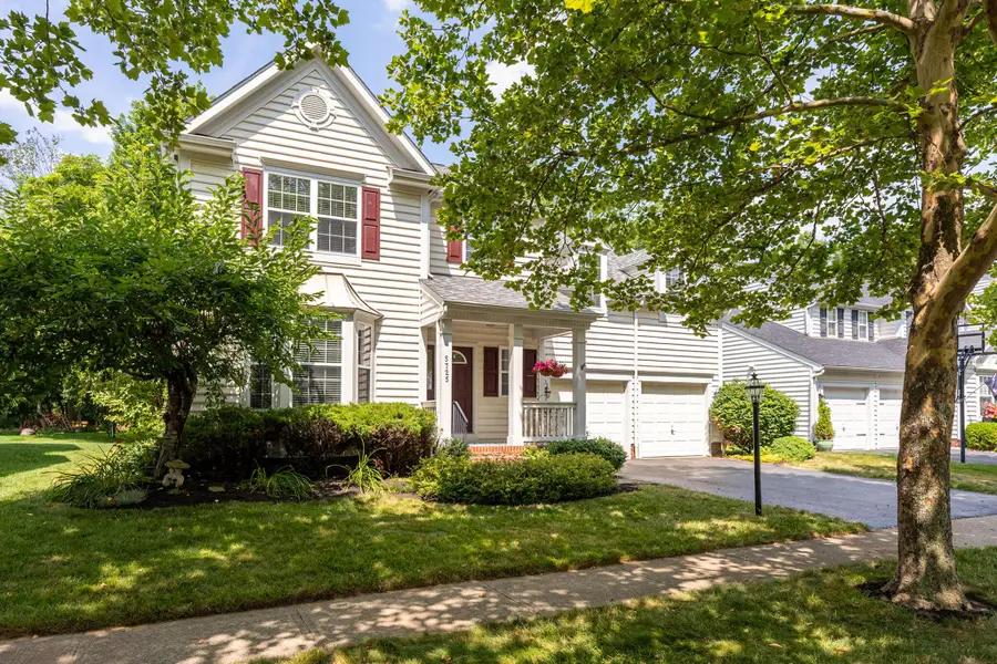 5725 Triplett Square, New Albany, OH 43054 - #2