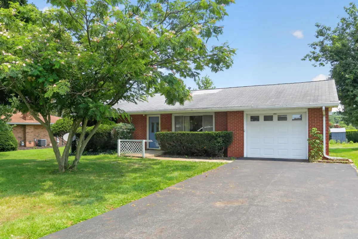 1402 N Mulberry Street, Mount Vernon, OH 43050 - #1