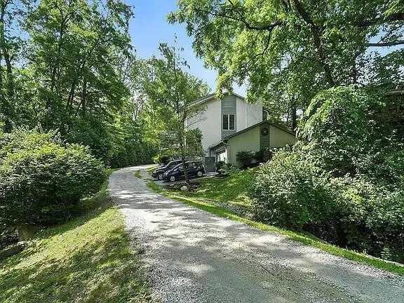 96 Executive Court, Westerville, OH 43081 - #3