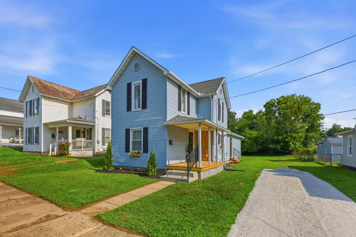 102 W Shields, Newark, OH 43055 - #1