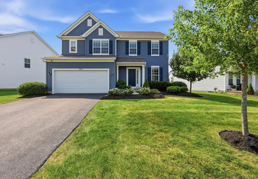 6830 Dulles Drive, Powell, OH 43065 - #2