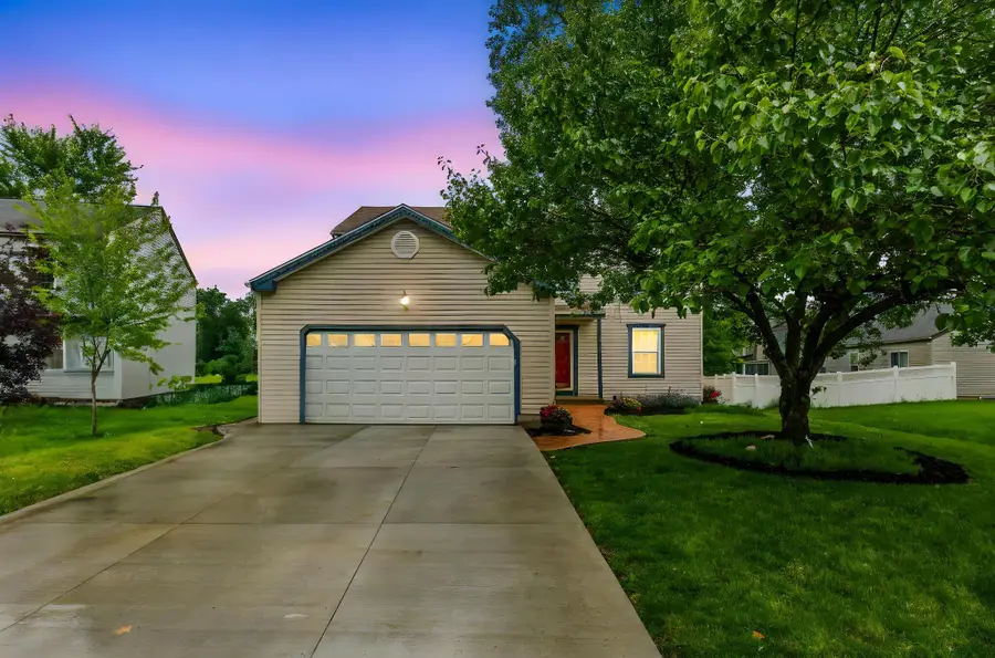 846 Lizzie Lane, Columbus, OH 43213 - #2