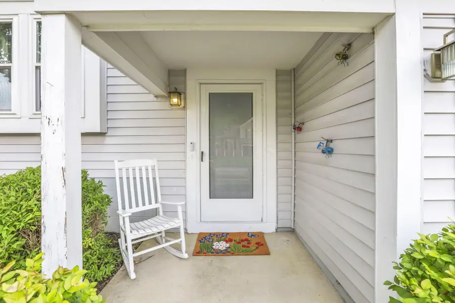 7000 Finchley Drive, Reynoldsburg, OH 43068 - #3