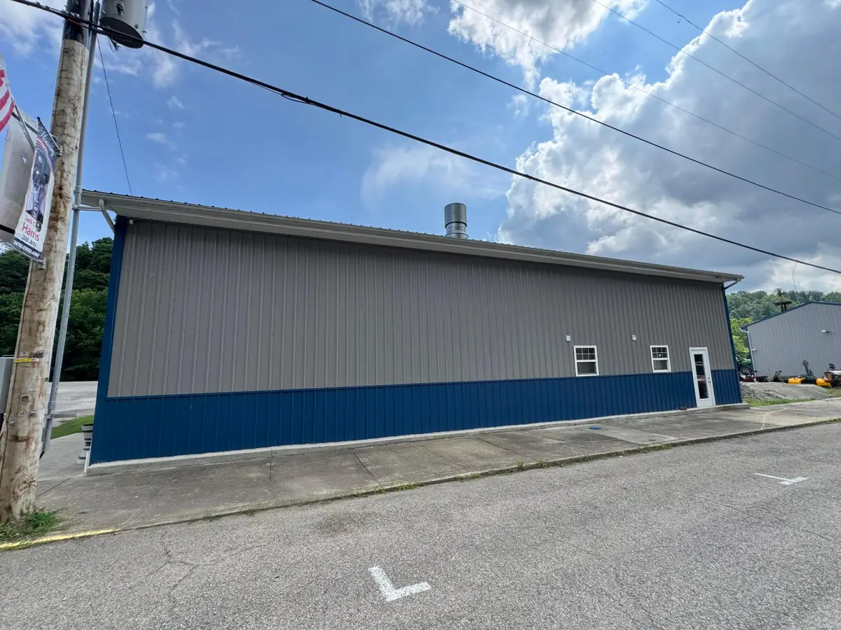 210 Main Street, Shawnee, OH 43782 - #1