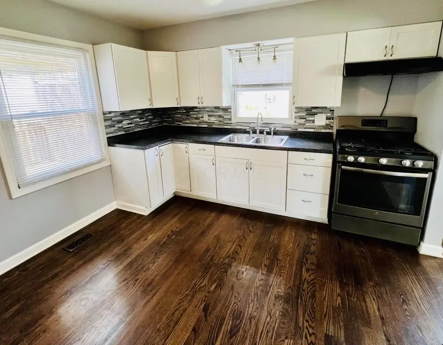 1903 E Beaumont Road, Columbus, OH 43224 - #2