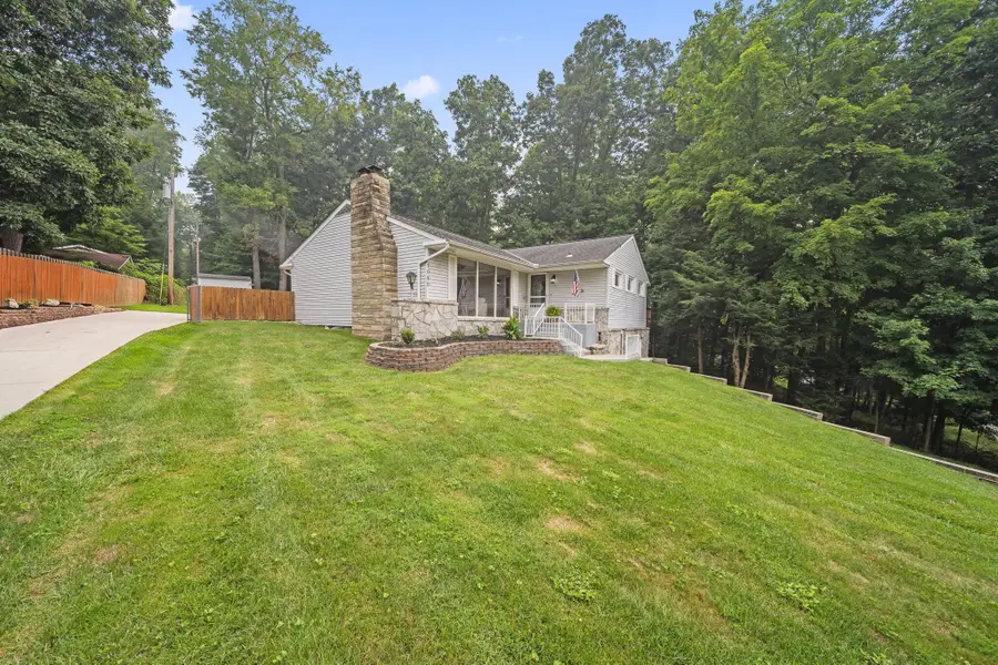 1080 Beechwood Drive Ne, Lancaster, OH 43130 - #3