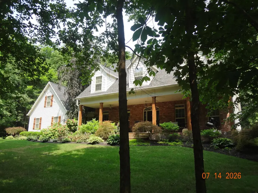 360 Warren Point Lane, Pataskala, OH 43062 - #2