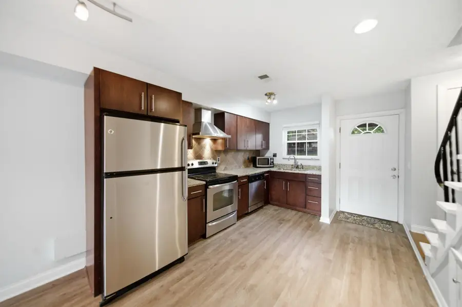 827 Mcclain Road, Columbus, OH 43212 - #2
