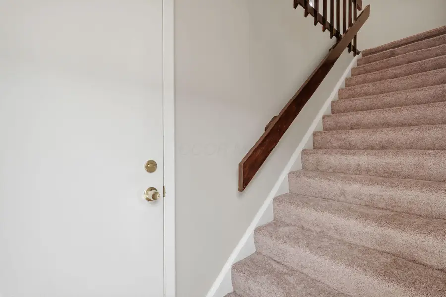 2471 Natchez Drive, Columbus, OH 43209 - #3