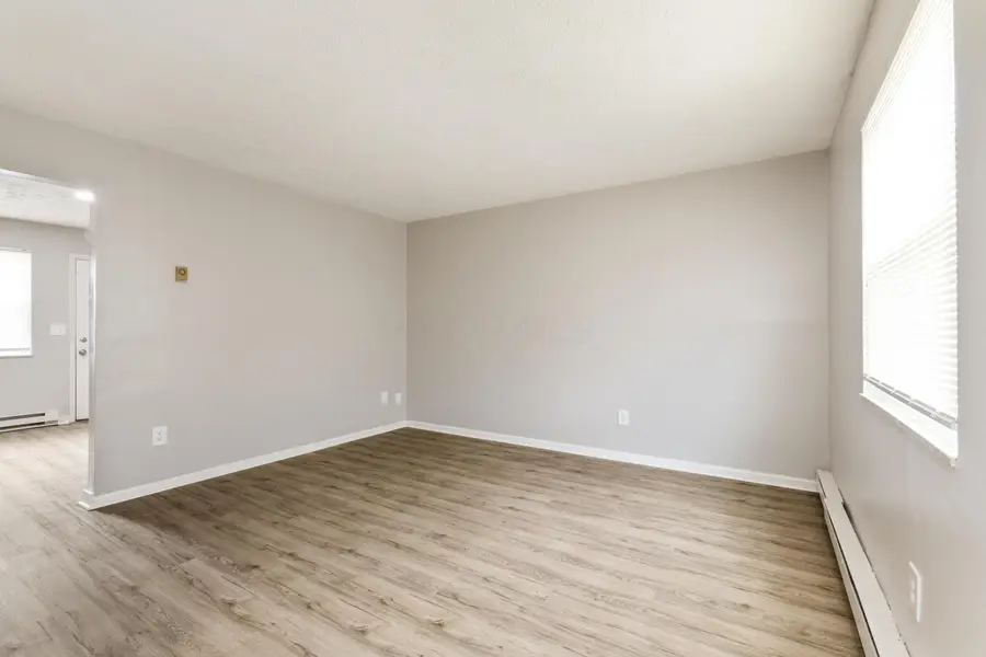 524 Clarendon Avenue, Columbus, OH 43223 - #3