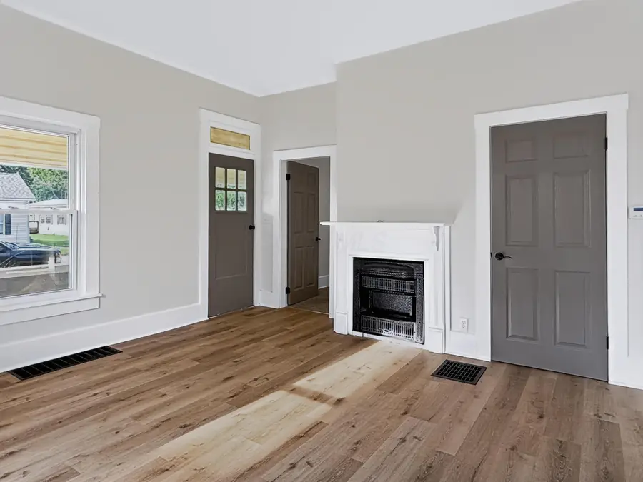 281 W 2nd Street, Logan, OH 43138 - #3