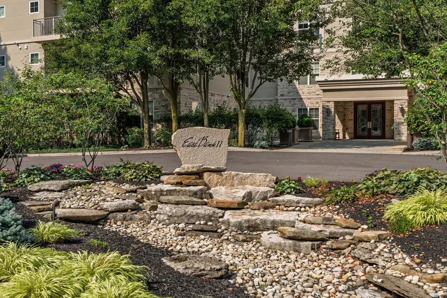5735 Newbank Circle, Dublin, OH 43017 - #3