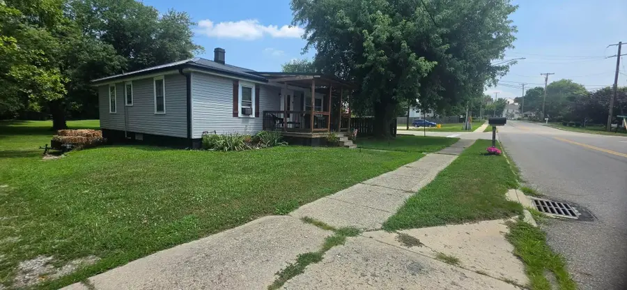 138 W Front Street, New Holland, OH 43145 - #3