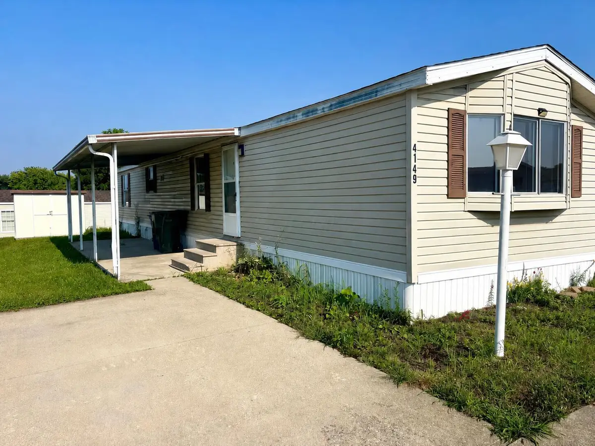 4149 Martinsburg Drive, Columbus, OH 43207 - #1