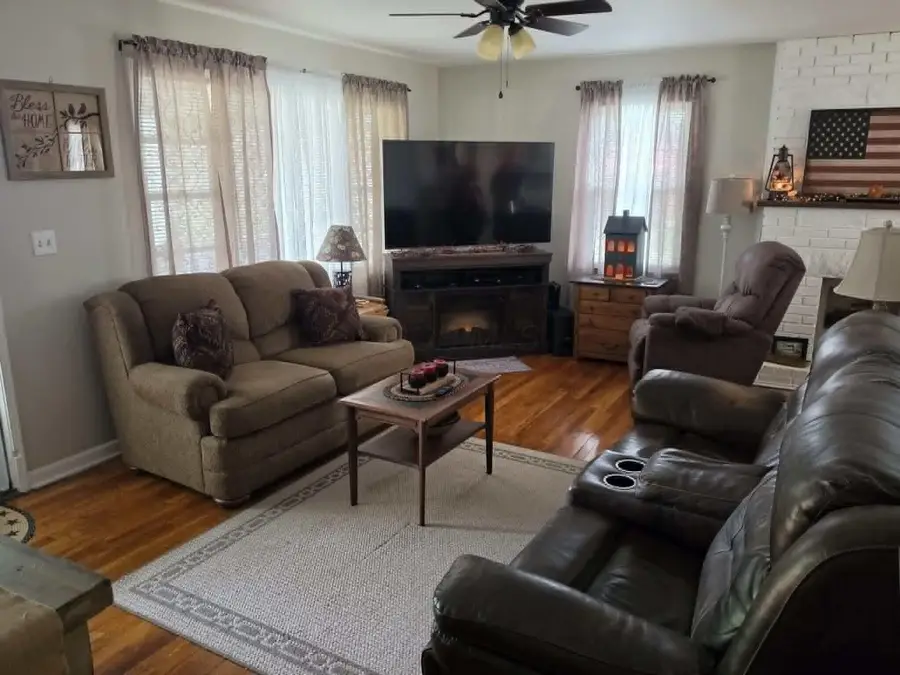 851 Superior Street, Zanesville, OH 43701 - #2