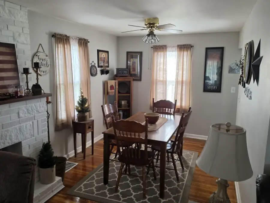 851 Superior Street, Zanesville, OH 43701 - #3