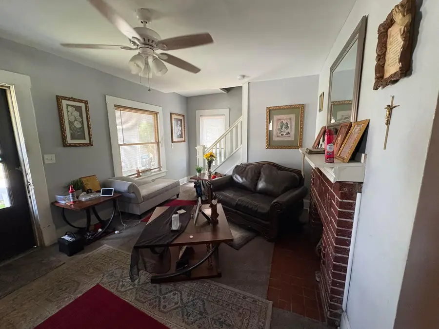 655 E Jenkins Avenue, Columbus, OH 43207 - #2