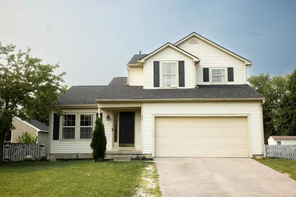 537 Ashwyck Court, Pataskala, OH 43062