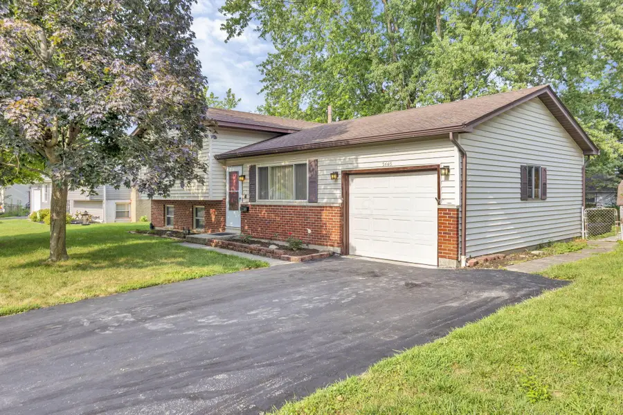 3446 Helen Place, Grove City, OH 43123 - #3