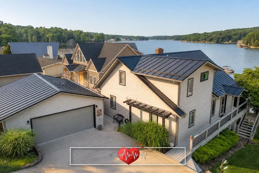 405 Lakeview Heights Drive, Howard, OH 43028 - #2