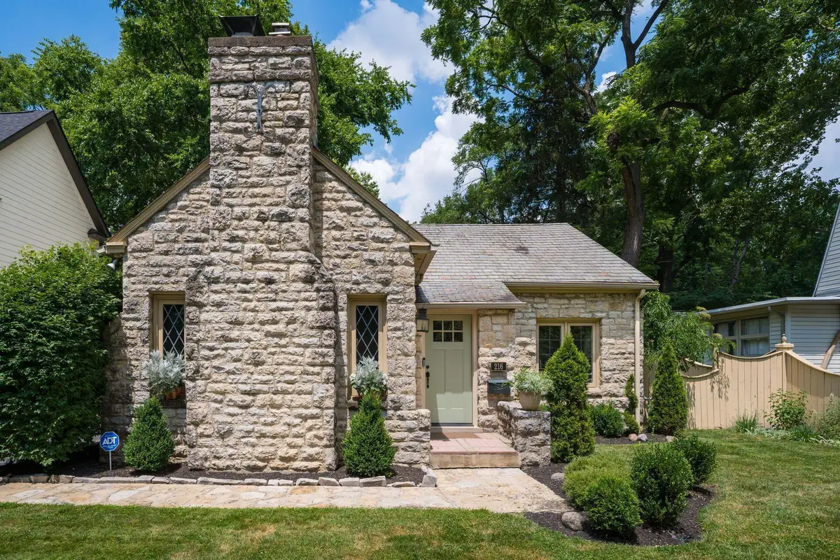 216 Erie Road, Columbus, OH 43214 - #1