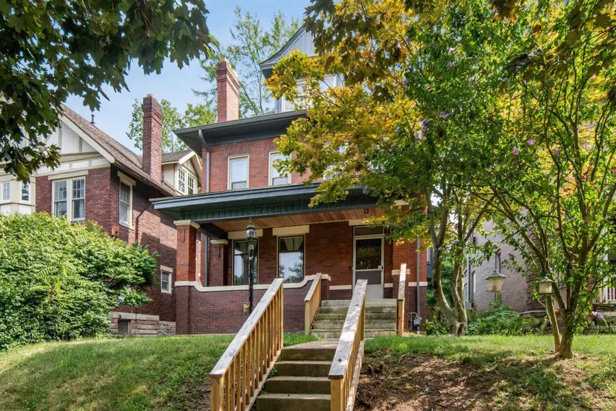 1735 Franklin Park S, Columbus, OH 43205 - #2
