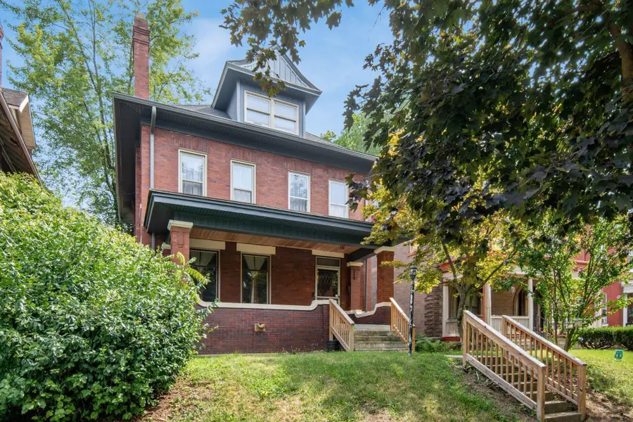 1735 Franklin Park S, Columbus, OH 43205 - #3