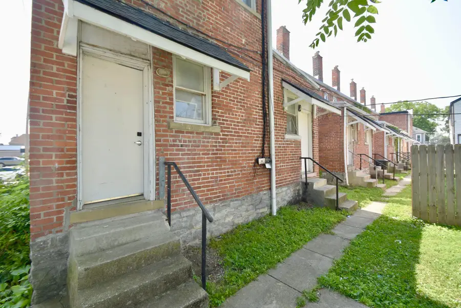419-435 N Ohio Avenue, Columbus, OH 43203 - #3