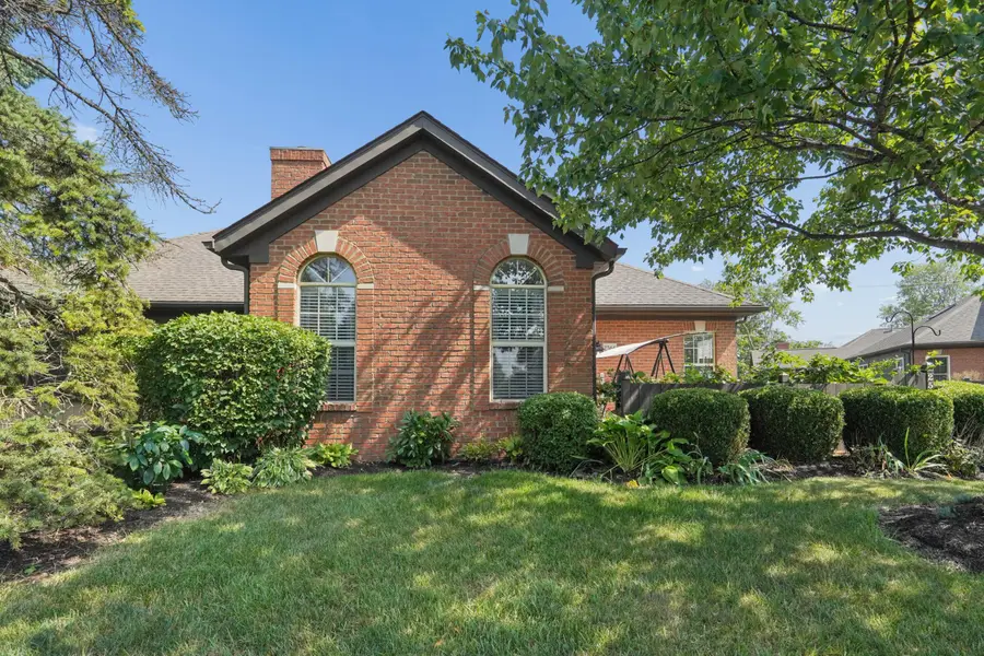 2566 Trotterslane Drive, Columbus, OH 43235 - #2