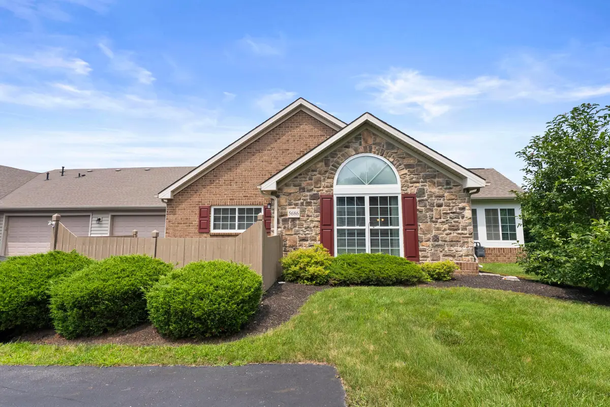 5686 Asherton Woods Drive, Westerville, OH 43081 - #1