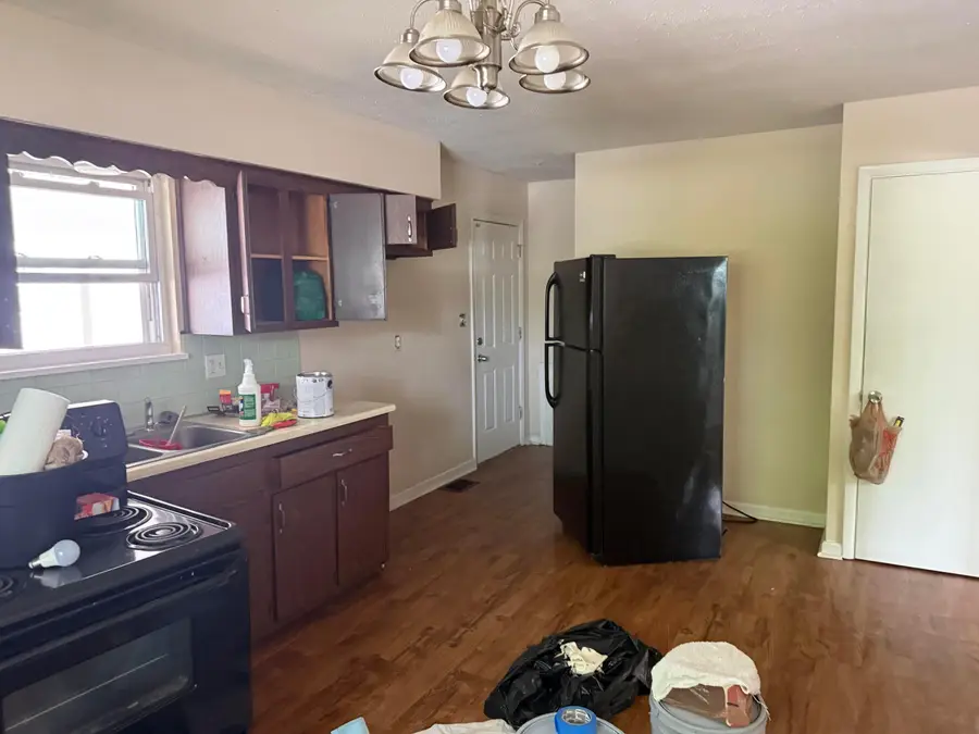 858 W Stephen Drive W, Columbus, OH 43204 - #2