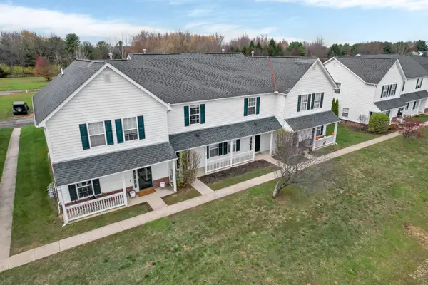 707 Pondview Drive, Grove City, OH 43123