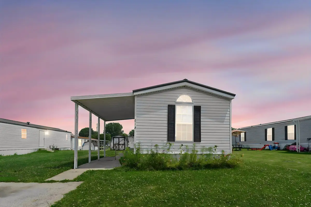 1100 Thornwood Drive Sw, Heath, OH 43056 - #1
