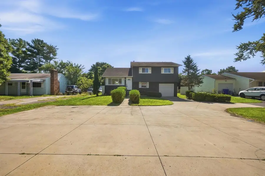 3532 Noe Bixby Road, Columbus, OH 43232 - #2