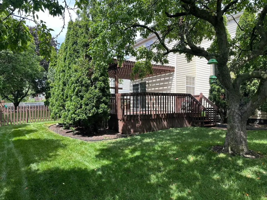 3325 Paradise Avenue, Hilliard, OH 43026 - #2