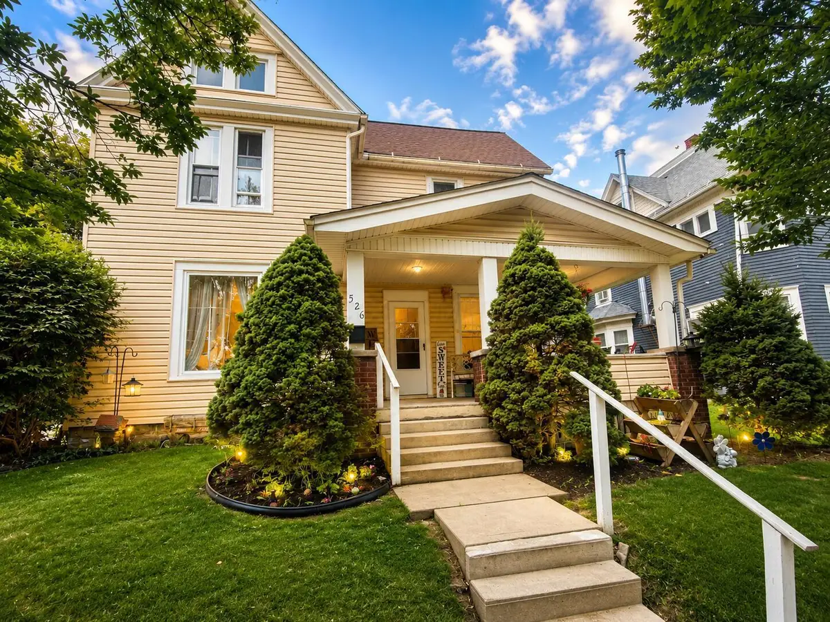 526 Grant Street, Ashland, OH 44805 - #1