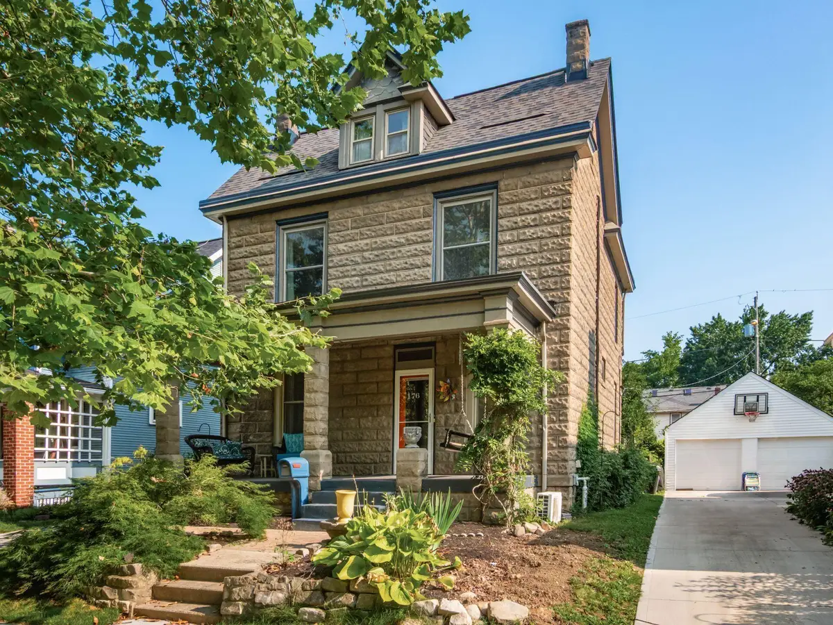 176 E Kelso Road, Columbus, OH 43202 - #1