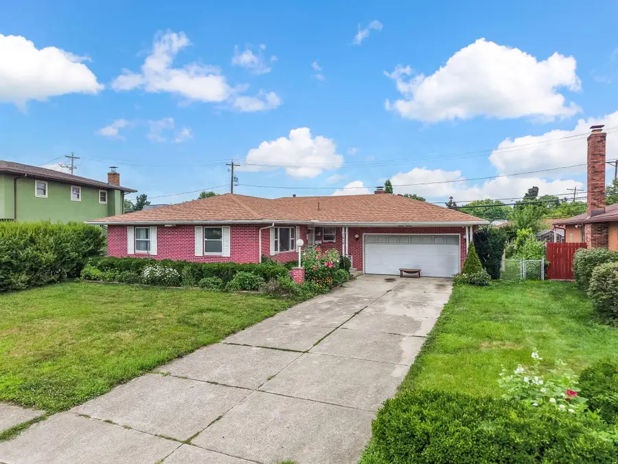 1616 Sienna Lane N, Columbus, OH 43229 - #2