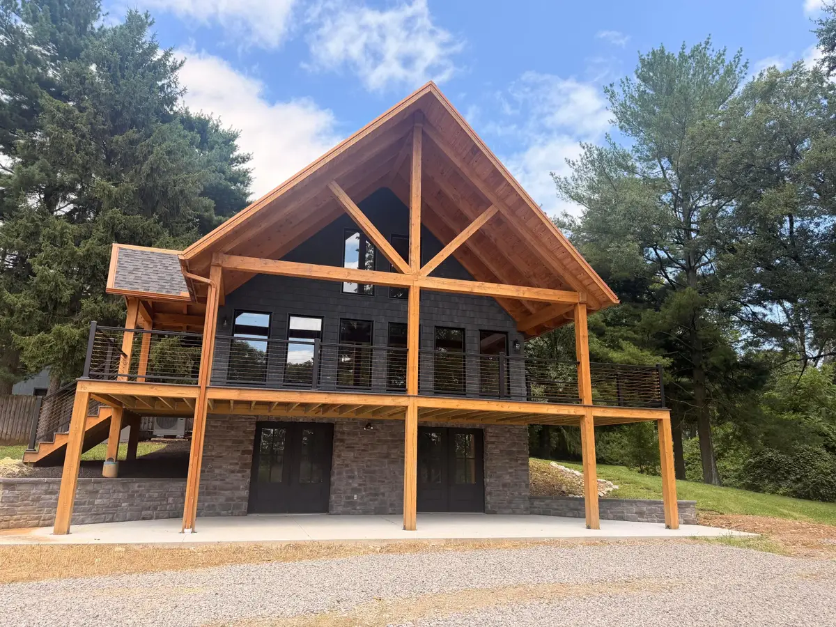 8347 Jacksontown Road, Heath, OH 43056 - #1