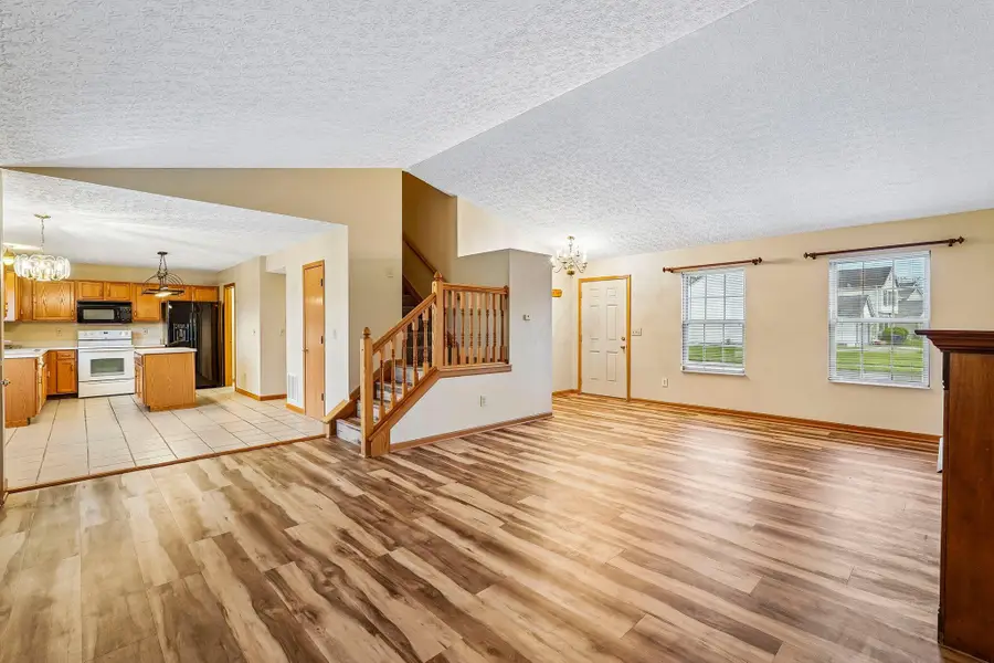 7346 Oliver Winchester Drive, Canal Winchester, OH 43110 - #2