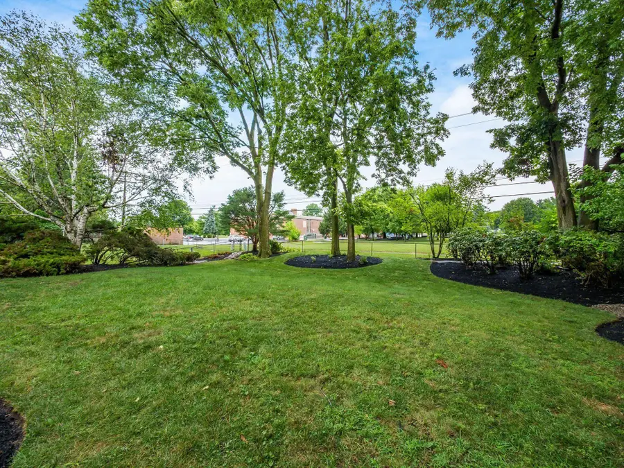 2310 Sandover Road, Columbus, OH 43220 - #3